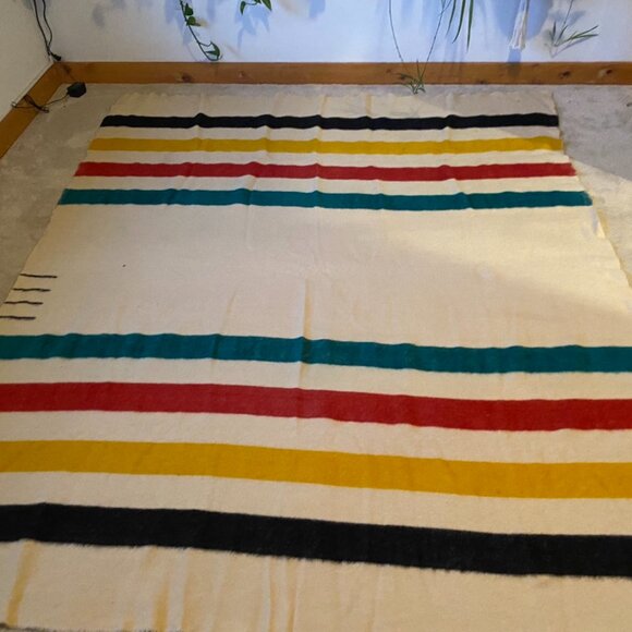 Vintage Hudson Bay 4-point Camp Blanket 100% Wool Made in England Rustic Decor - Picture 4 of 9